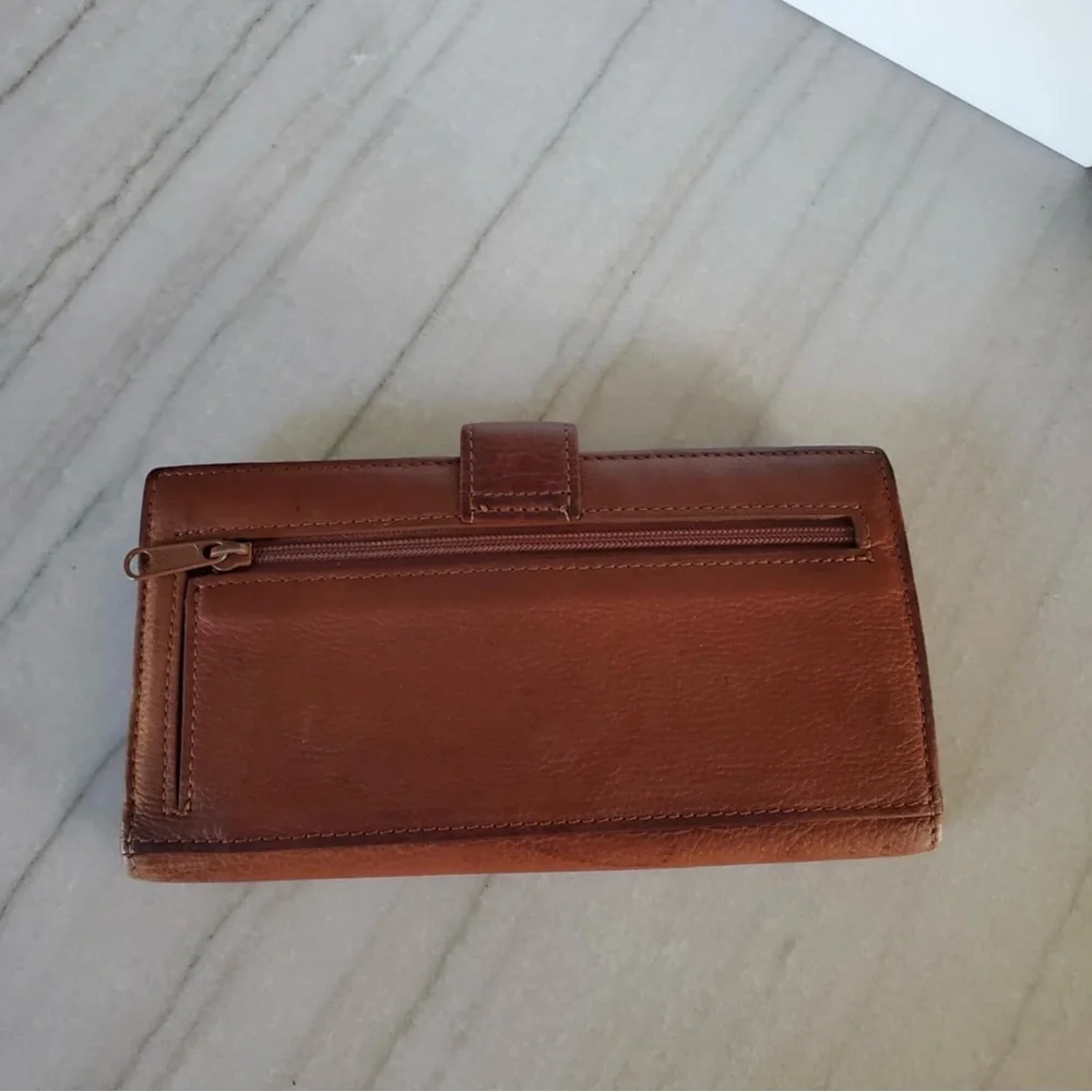 Vintage Fossil Brown Real Genuine Leather Weathered Worn Distressed Wallet